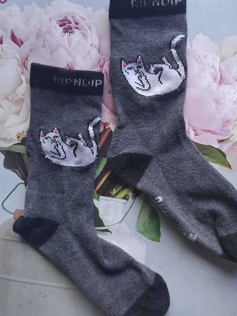 Rip N Dip Cat Flipping Off Socks Gray Abd Black